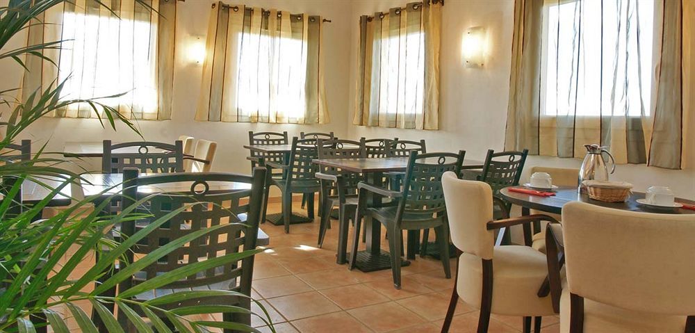 Enzo Hotels Chartres Mainvilliers By Kyriad Direct 외부 사진